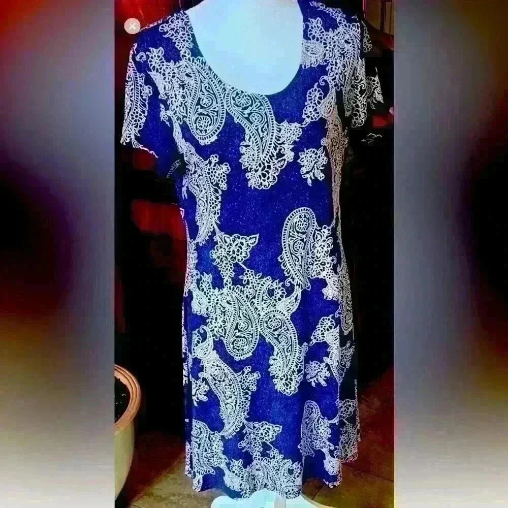 Vasna ladies Midi dress size M Blue Paisley Pullover Casual Stretch TRAVEL - Picture 3 of 15